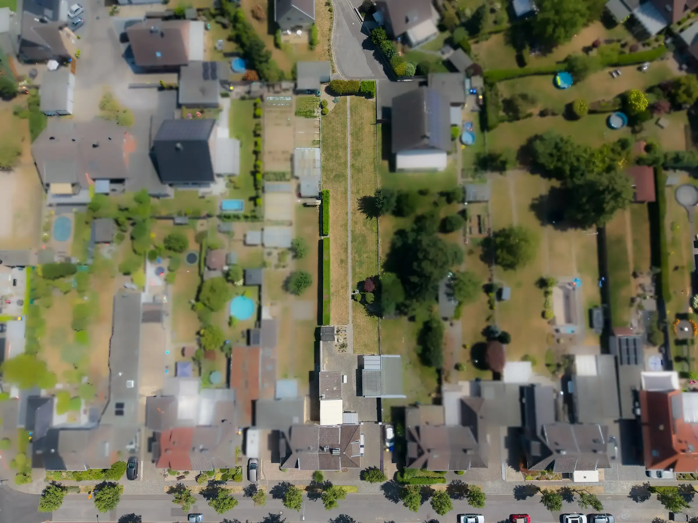 Senkrechte Luftaufnahme über dem Wohnquartier